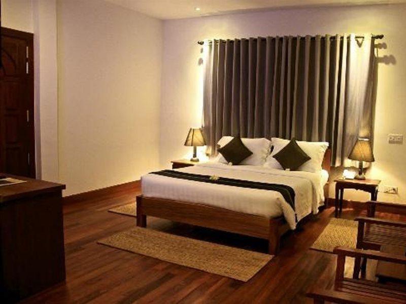 Apsara Centrepole Hotel Siem Reap Exteriör bild