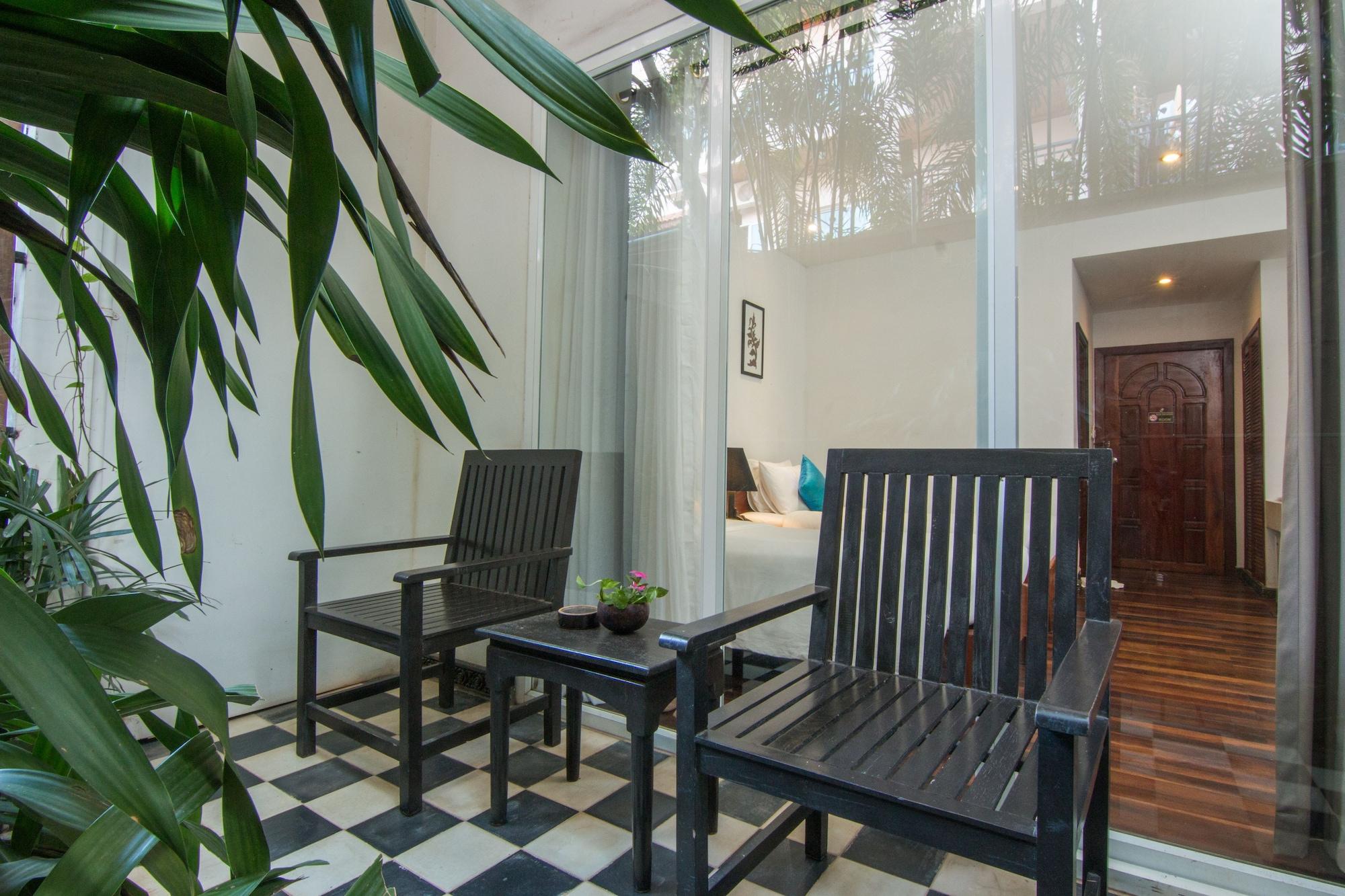 Apsara Centrepole Hotel Siem Reap Exteriör bild