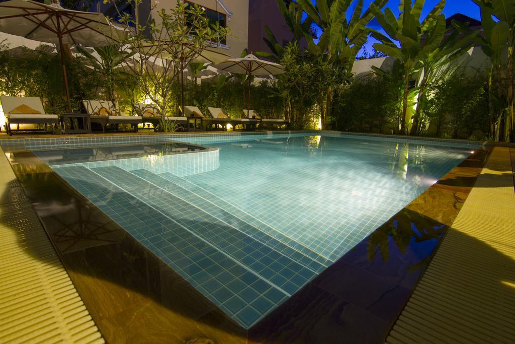 Apsara Centrepole Hotel Siem Reap Exteriör bild