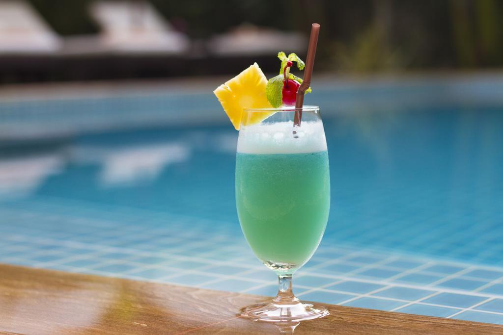 Apsara Centrepole Hotel Siem Reap Exteriör bild